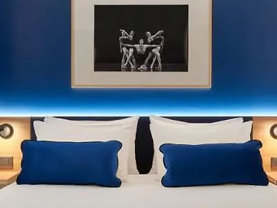 ***  B&B Hotel Paris 17 Batignolles Francia
