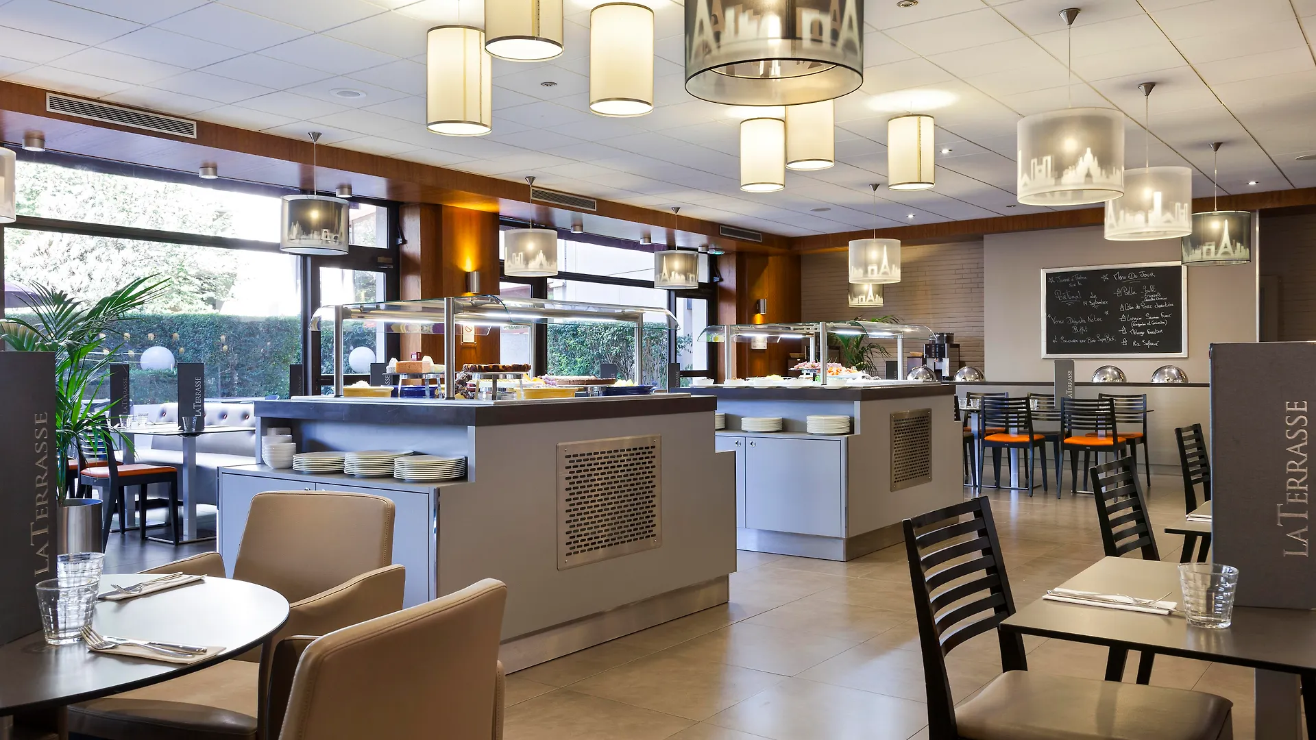 B&B Hotel Paris 17 Batignolles