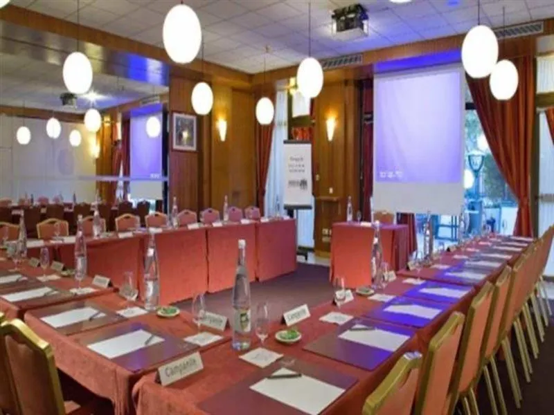 B&B Hotel Paris 17 Batignolles