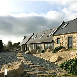https://maison-de-vacances-de-menez-reun.inbrittany.com