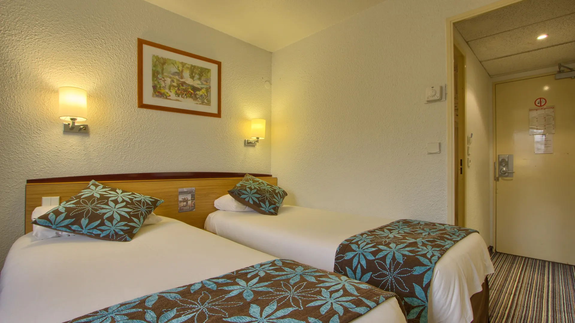 B&B Hotel Paris 17 Batignolles 3*,